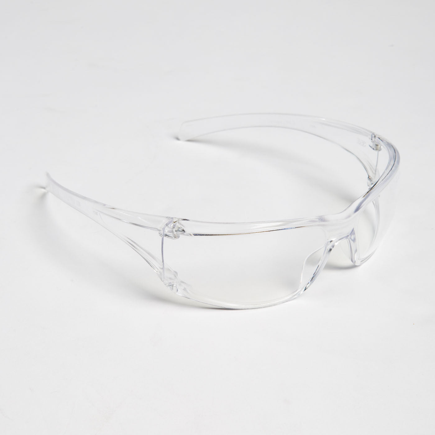 3M Virtua AP Safety Glasses 11818-00000-20 – Clear Anti-Fog, Anti-Scratch Lens, 1 Pair