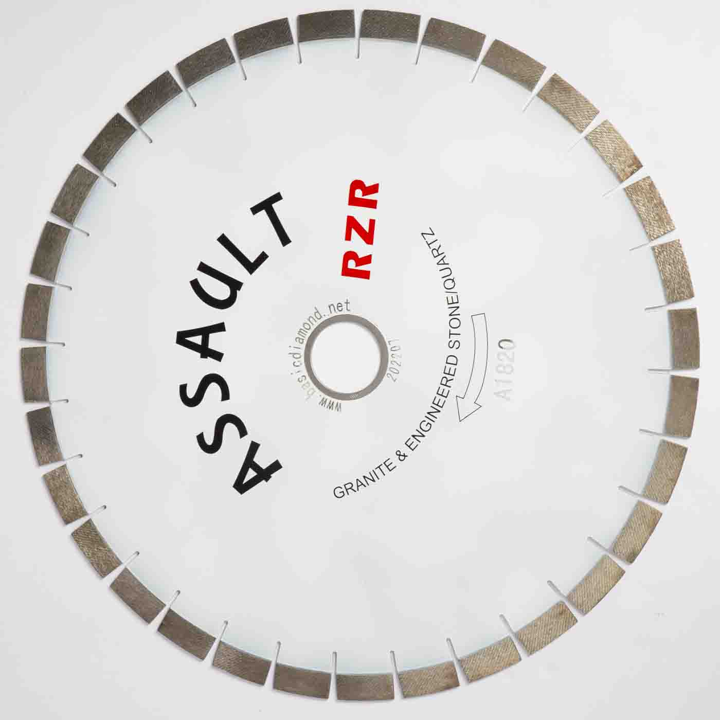 BLADE 18 INCH ASSAULT MATRIX WHITE