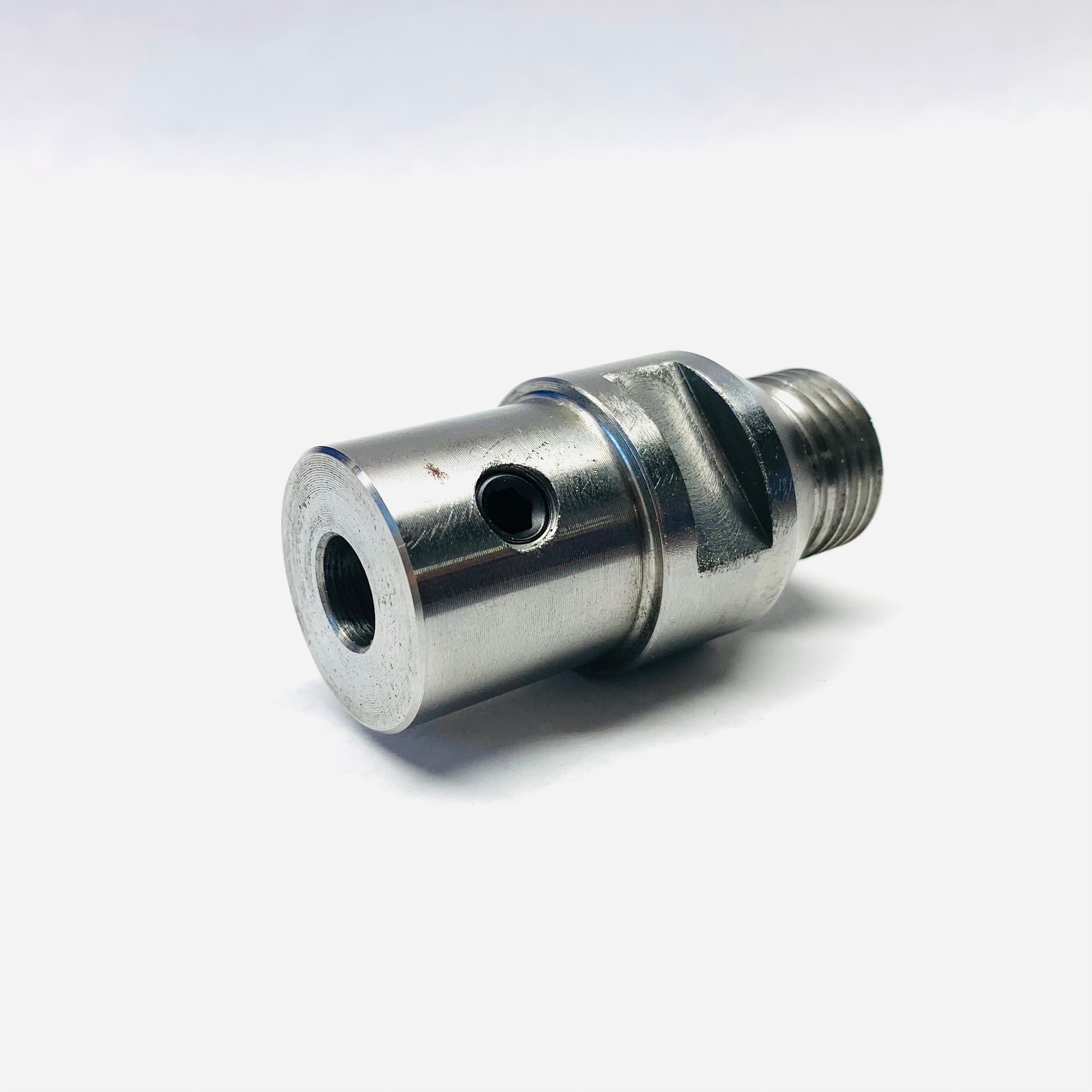 ADAPTER 1/2 GAS 10MM W/ GRUB SCREW