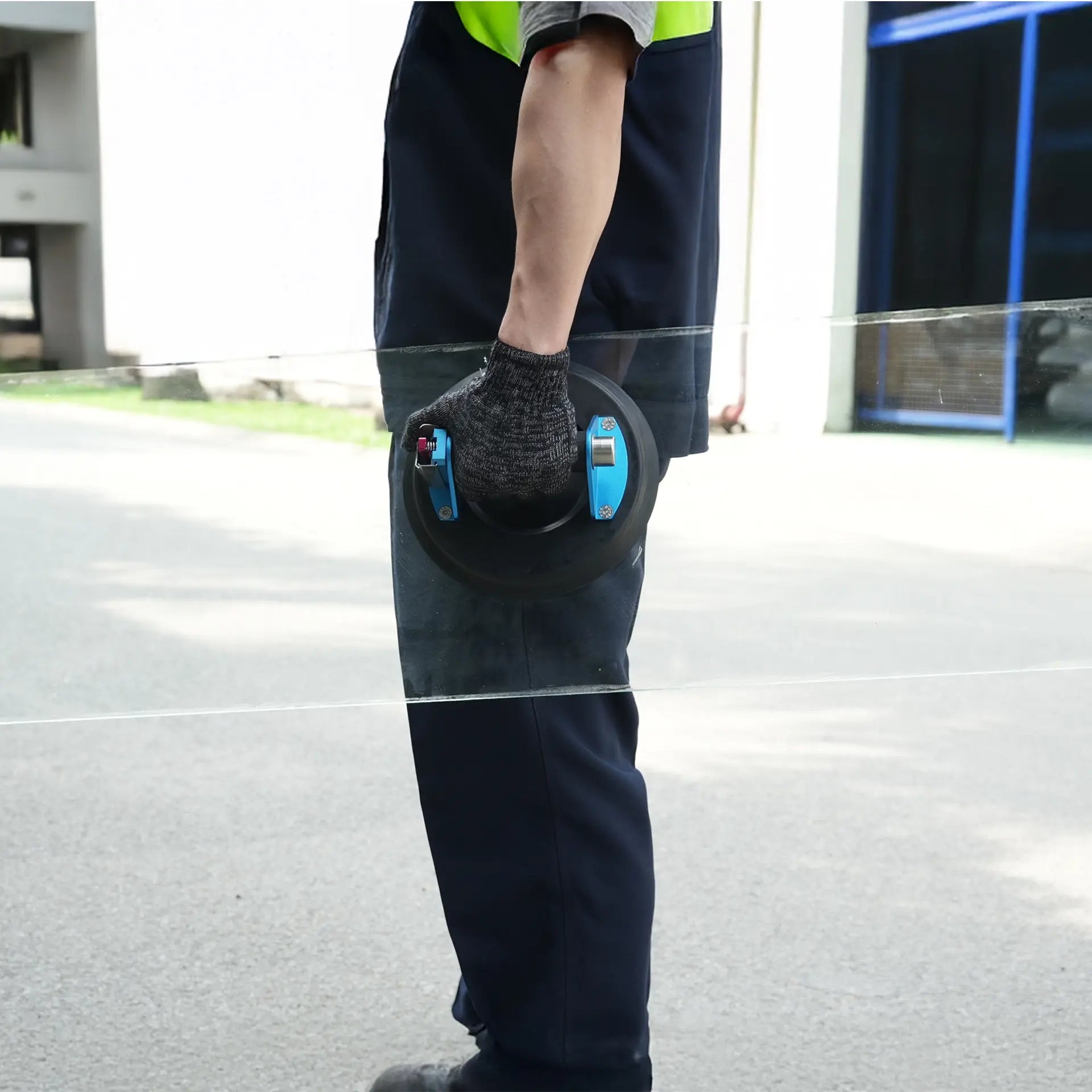 Aardwolf Hand Vacuum Cup Lifter HVC01 – Push Pump Grip for Smooth Panels