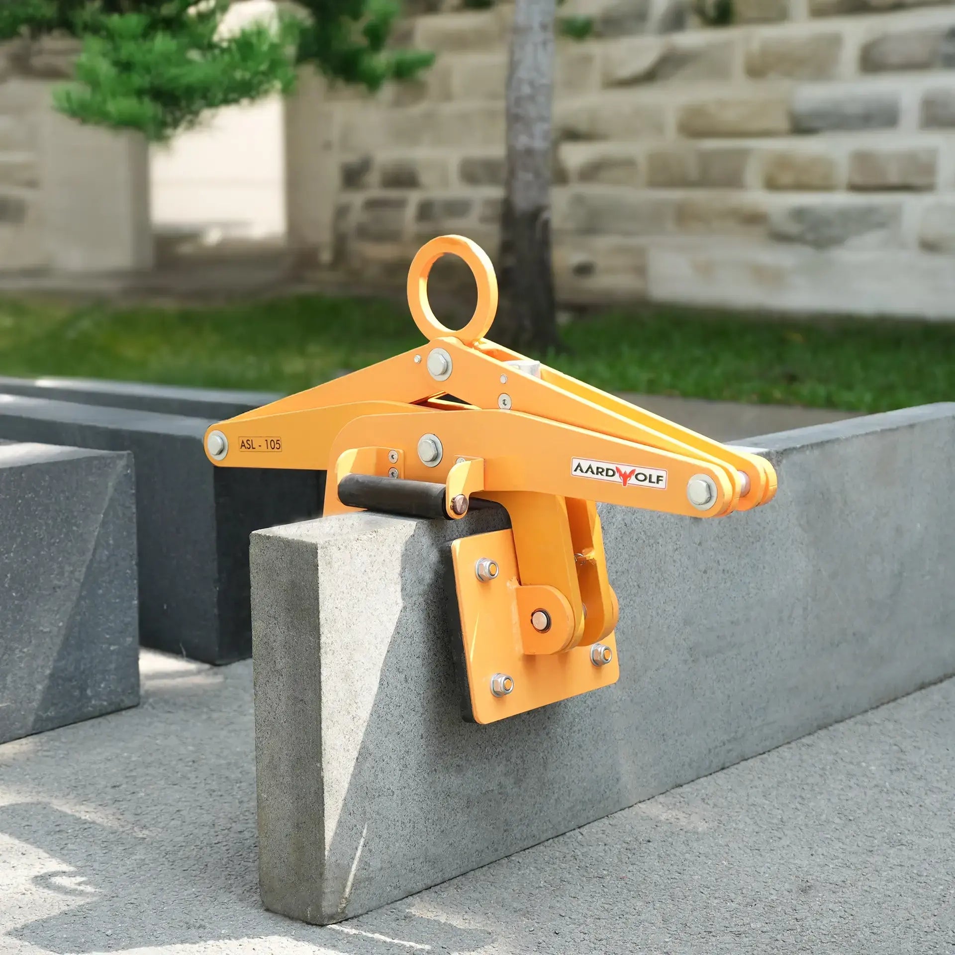 Aardwolf Scissor Lifter ASL105 – 0 to 4-1/8 in. Grip, 1,653 lb Working Load Limit